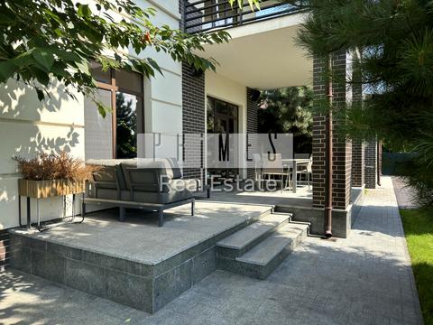 будинок за адресою с. Вишеньки, Лесі Укаїнки