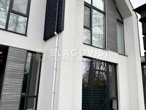 будинок за адресою Комфортна