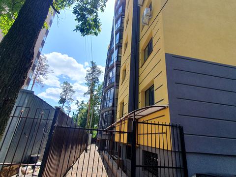 коммерческая по адресу Київська, 73