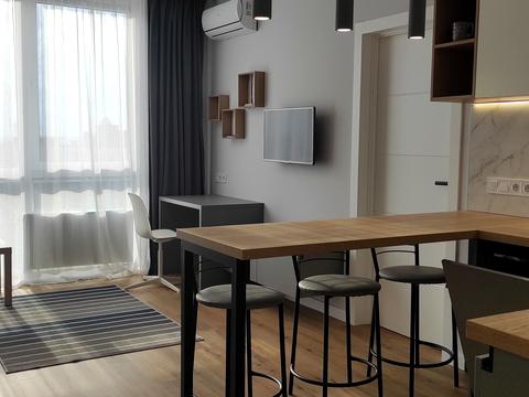 квартира за адресою Зарічна вул., 6