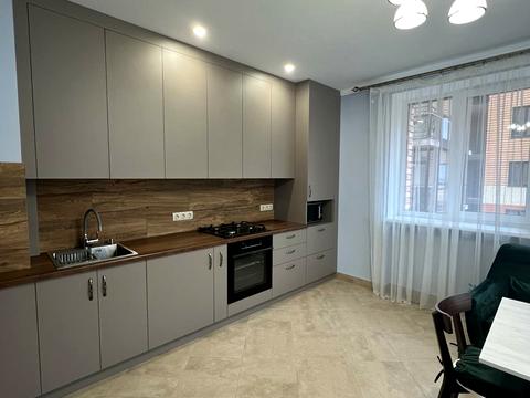 квартира за адресою Яровиця, 7