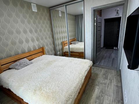 квартира за адресою Льва Ландау просп. (50-річчя СРСР), 52