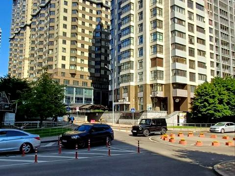 комерційна за адресою Київ, Андрія Верхогляда вул. (Михайла Драгомирова), 14-А