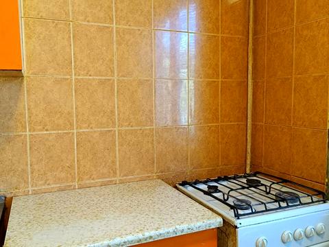 квартира за адресою Електровозна вул., 21