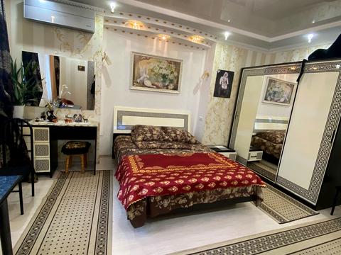 квартира за адресою Анни Ахматової вул., 30