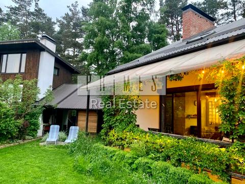 будинок за адресою Василя Погрібного пров.