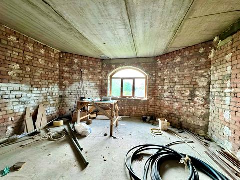 будинок за адресою Дніпрова, 31Б
