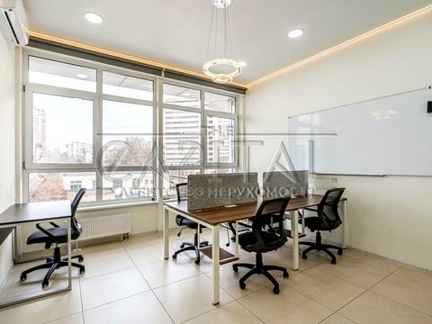 коммерческая по адресу Кловский спуск, 7a