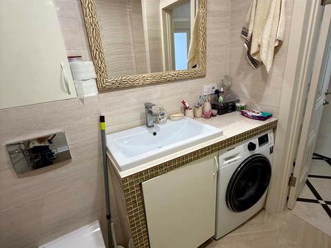 квартира за адресою Олександра Довженка вул., 5