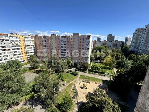квартира за адресою Бережанська вул., 12
