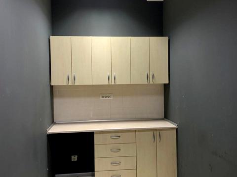 комерційна за адресою Єврейська вул., 23