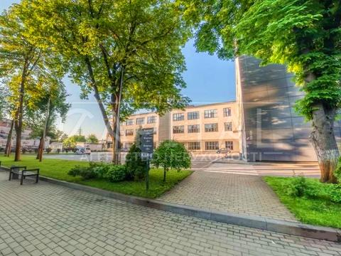 комерційна за адресою Польова вул., 21