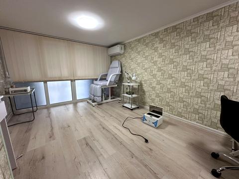 комерційна за адресою Лісківська вул., 37