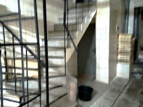 комерційна за адресою Заводська вул., 19а