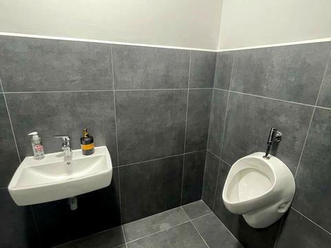 комерційна за адресою Героїв Упа, 73б