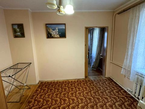 квартира за адресою Відродження, 36