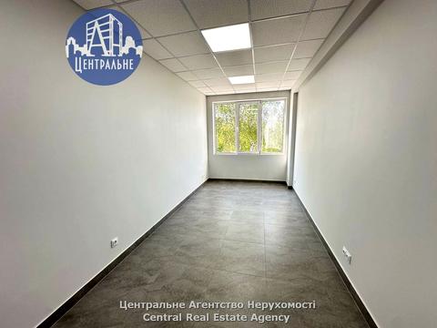 комерційна за адресою Ярослава Мудрого вул. (Моріса Тореза), 64Б