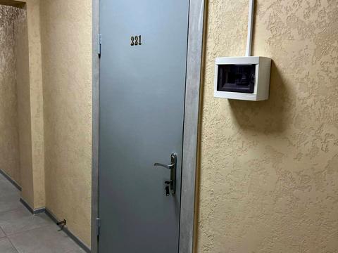 комерційна за адресою Дніпро, Батумська вул., 11