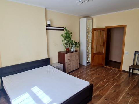 квартира за адресою Воскресенська вул., 12-В