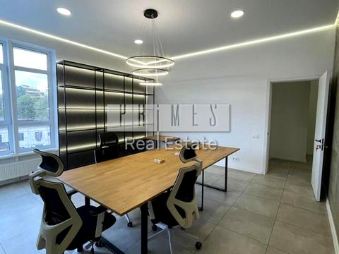 комерційна за адресою Кловський узвіз (Кловський), 7