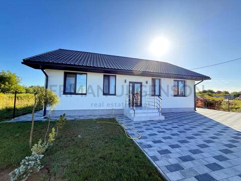 будинок за адресою Центральна