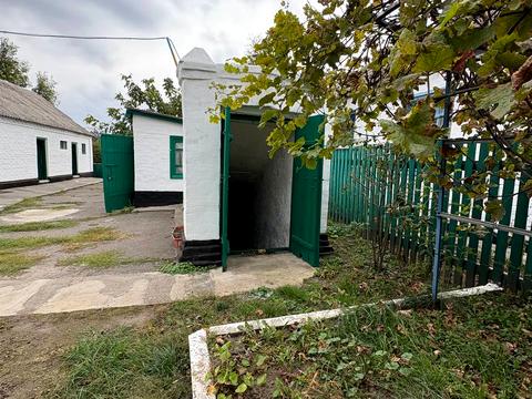будинок за адресою Набережна, 22