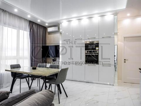 квартира по адресу Миколы Бажана просп., 16
