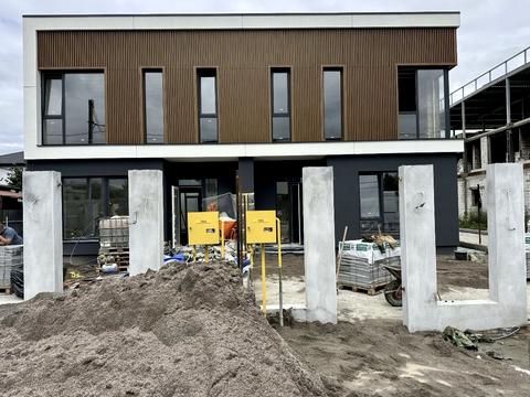 будинок за адресою Райдужна вул.