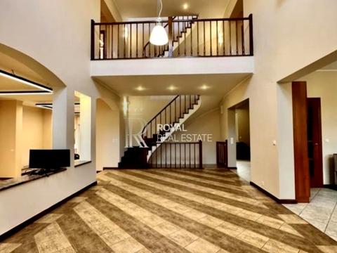 будинок за адресою Крутогірна вул., 52