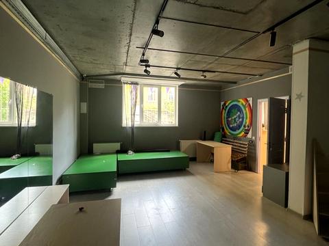 комерційна за адресою Олени Степанівни вул. (Ленінградська), 5