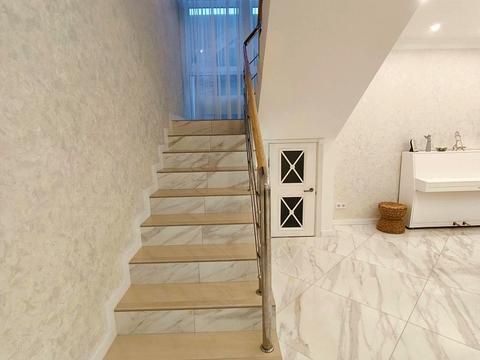 будинок за адресою Євгена Коновальця вул., 38