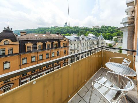 квартира за адресою Андріївський узвіз, 2-Б