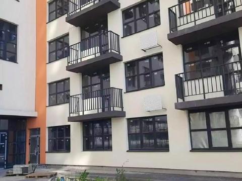 квартира по адресу Крайня ул., 1