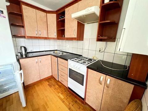 квартира за адресою Гетьмана Дорошенка вул., 13