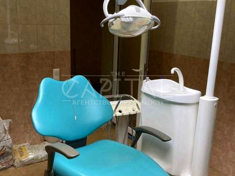 комерційна за адресою Білогородська вул., 51