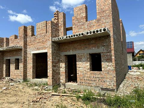 будинок за адресою Героїв УПА вул.