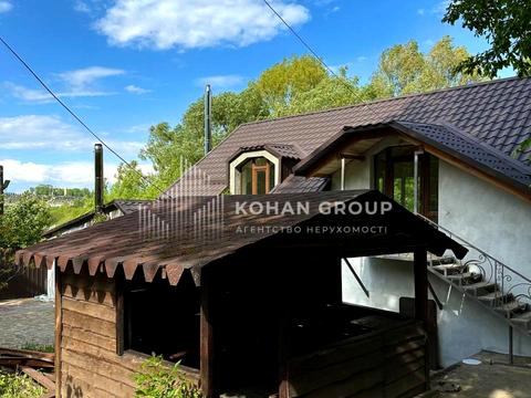 комерційна за адресою Західно-Окружна вул., 1