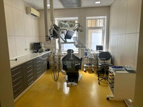 комерційна за адресою Бульварно-Кудрявська вул. (Воровського), 9-Б