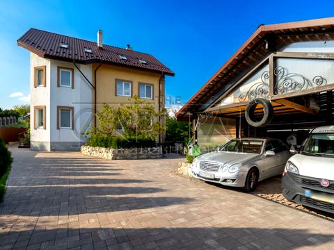 будинок за адресою Дніпровська вул. (Калініна)