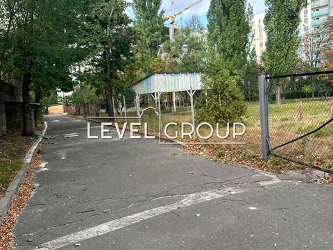 коммерческая по адресу Лобачевского пер., 8а