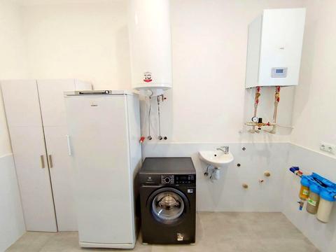 дом по адресу Трояндова