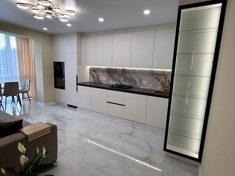 квартира за адресою Статус, 20