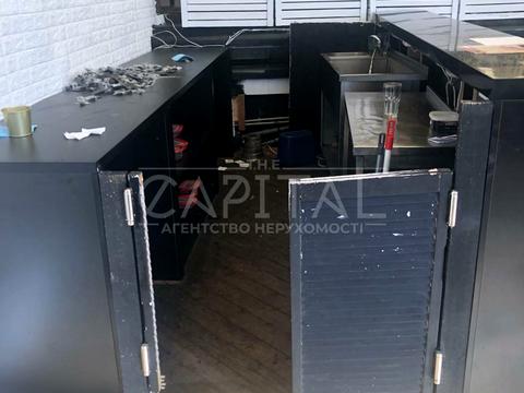 коммерческая по адресу Бессарабская пл., 4