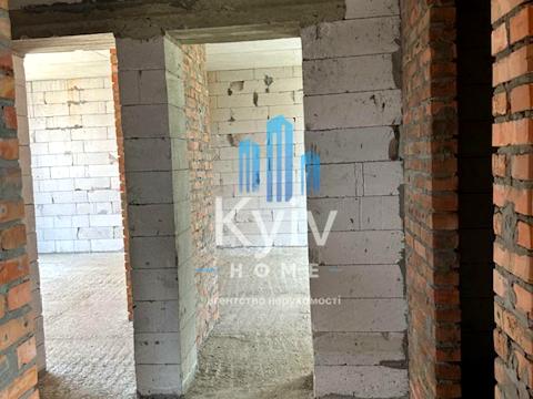 будинок за адресою с. Вишеньки, Приозерна, 7
