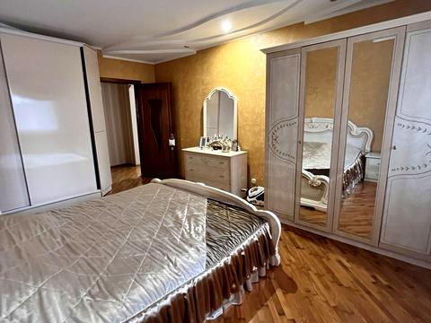 квартира за адресою Квартальна вул., 7