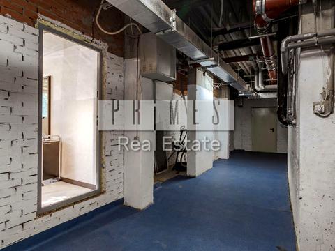 комерційна за адресою Метрологічна вул., 11-А