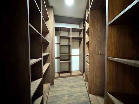 квартира за адресою Юліана Пелеша вул., 1