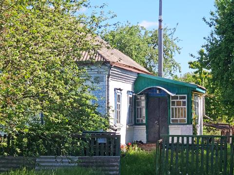 будинок за адресою В'ячеслава Чорновола вул. (Матросова)