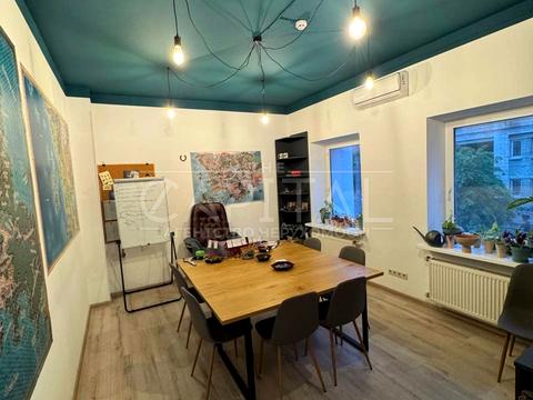 комерційна за адресою Костянтинівська вул., 56-А