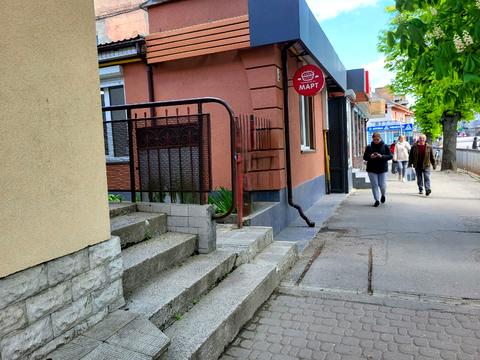 комерційна за адресою Гетьмана Сагайдачного вул., 10